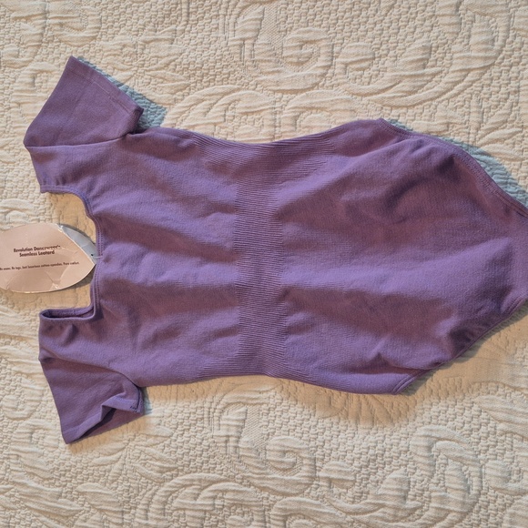 Revolution dancewear girls medium cotton blend purple leotard NWT - Picture 2 of 3